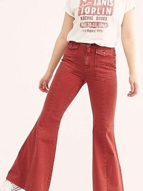 We the Free Curvy Utility Flare Jeans in Brick Red Size 33